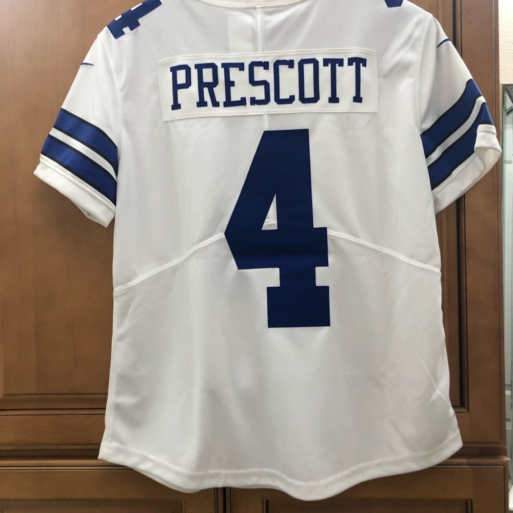 Nike NFL dak Prescott Jersey Womens cut Medium game play stitching.